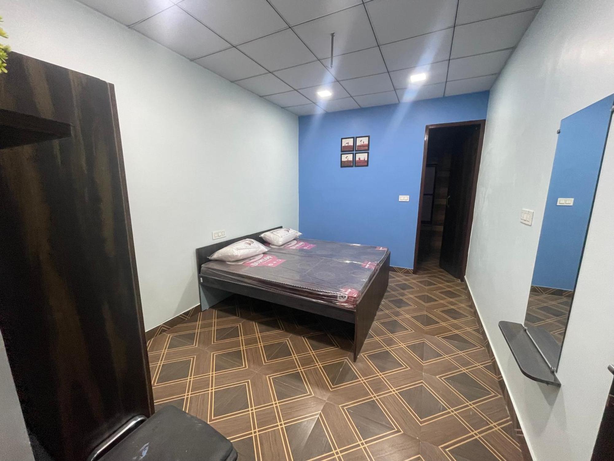 Shiv Shakti Guest House Bhiwani Ngoại thất bức ảnh
